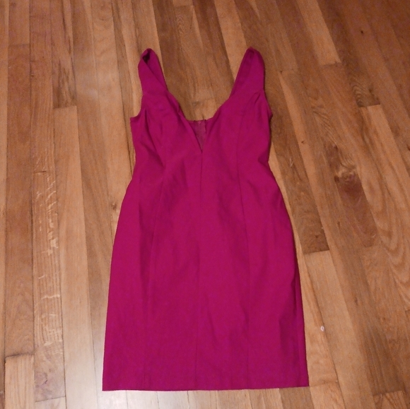 Solemio Fuchsia Body Con Deep V-Neck Tank Style Dress Ladies Medium USA Edgy - Picture 3 of 5